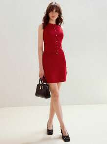 MOTF PREMIUM 纯金属细节修身无袖针织上衣和裙子毛衣套装 - 紅色 - 查看 5