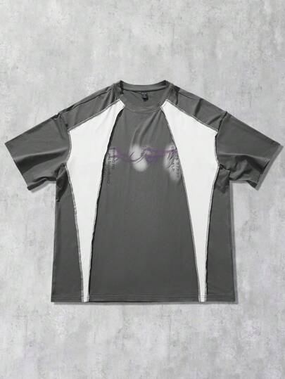 Prep تي شيرت أكمام قصيرة بطباعة نصوص انجليزية ورسومات فينتاج على شكل رقعات للرجال ذو طراز الشارع