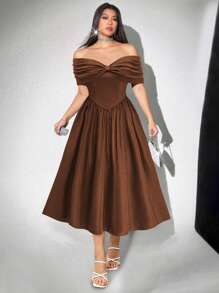 SHEIN LUNE 大码露肩优雅小黑裙、伞状中长裙、短款礼服、婚礼蝴蝶结装饰 - 咖啡棕 - 查看 1