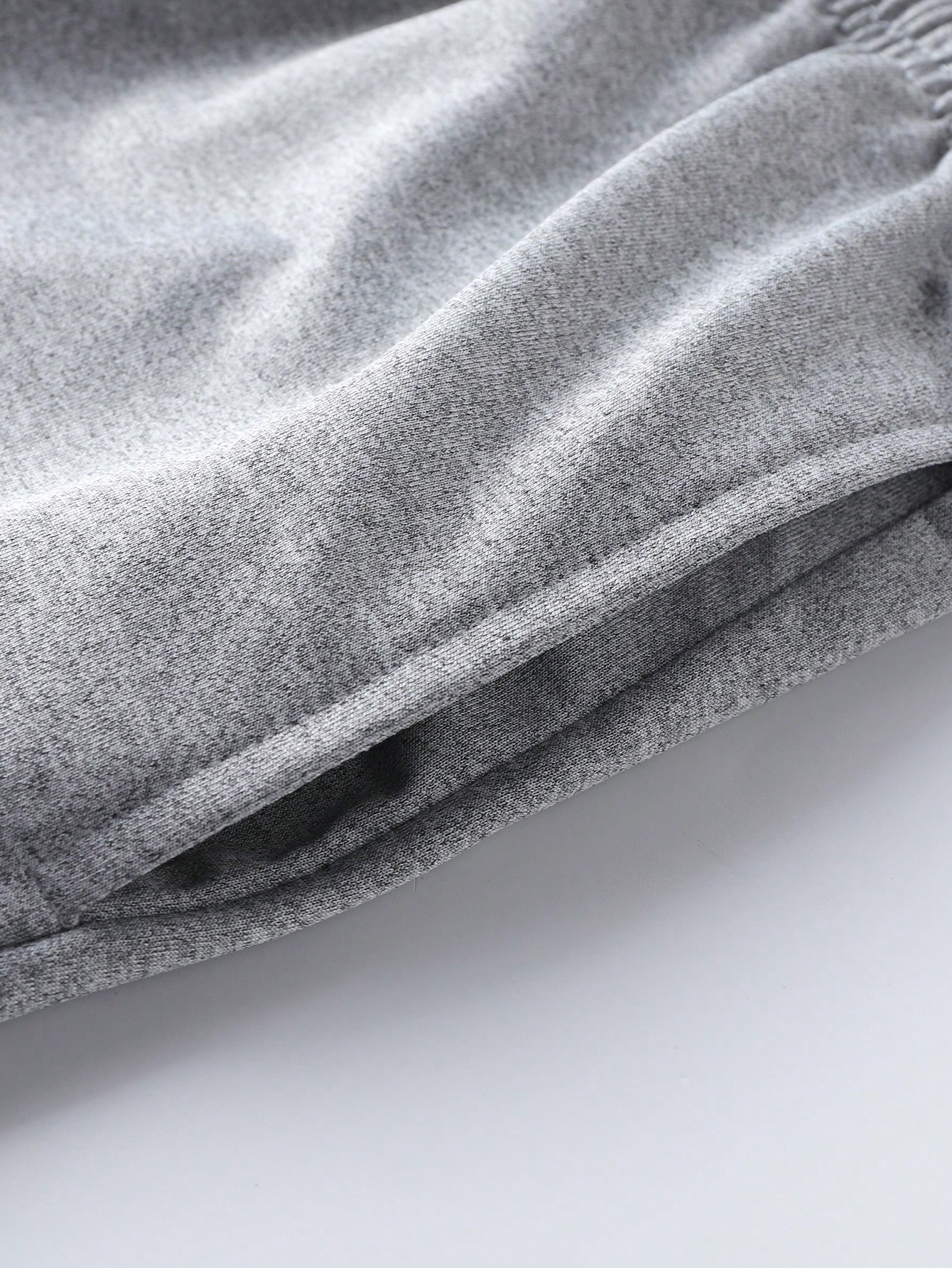 Manfinity Homme مجموعة تيشيرت كاجوال وشورت مطبوعة...