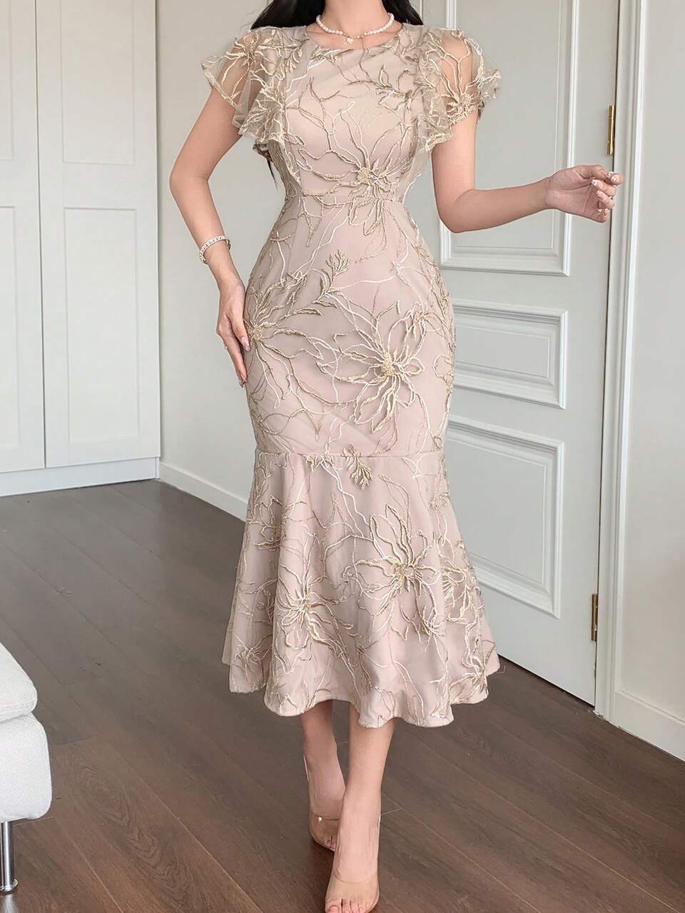 Women's Floral Embroidery Mesh Patchwork Ruffle Trim Elegant Mid-Length Dress