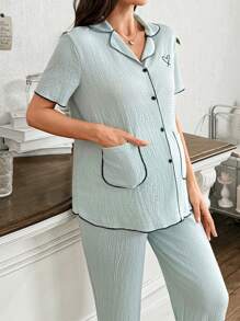 SHEIN 2件套孕妇爱心刺绣翻领短袖上衣和裤子睡衣套装