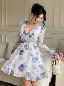 DAZY Robe courte d'été à manches longues col V avec motif floral tout-sur-tout, style vacances pour femmes