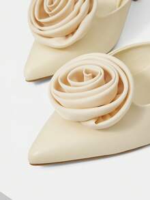 MOTF PREMIUM STEREO FLORAL POINTED TOE HIGH HEEL PUMPS - Beige - View 6