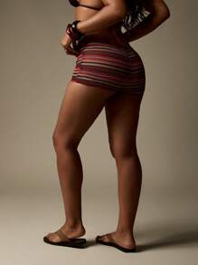 MISSGUIDED 钩针针织超短热裤短裤波西米亚风节日海滩夏季春季高腰短裤沙滩装休闲风格 - 紅色 - 查看 2