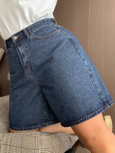 Dazy Plus Quần short denim ống rộng dài đến đầu gối, màu xanh navy, chất liệu denim mài, cỡ lớn, có thêu nơ và túi sau, thích hợp cho mùa xuân/hè.