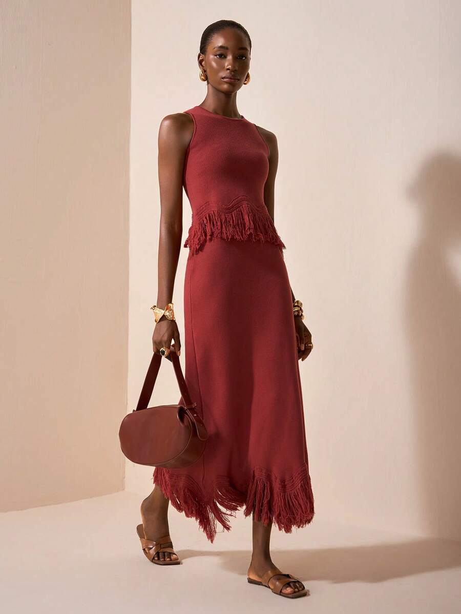 Zivah 2025 春夏新款音乐节、复活节、圣帕特里克节、西部风、游牧风、生日派对、毕业季、学院风、学生装、日常休闲、基础百搭、休闲、邮轮旅行、海滩、日光浴、热门单品、街头风、婚礼宾客装束 - 白色针织无袖流苏拼布毛衣上衣 & 中长款流苏拼布针织鱼尾裙两件套