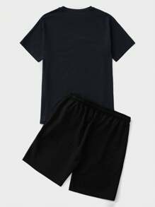 SHEIN Cottnline 2 Piece Men Summer Casual Bear Print Short Sleeve T-Shirt And Shorts Set - Red - View 2