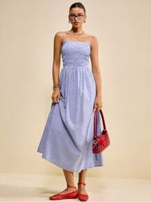 Muvela 2025秋冬新款女士条纹荷叶边休闲无袖中长连衣裙，设计风格涵盖休闲、学术、Y2K、乡村音乐节、复古、街头风、办公、约会、派对、外出、机场、返校等各种场合。 - 彩色 - 查看 1