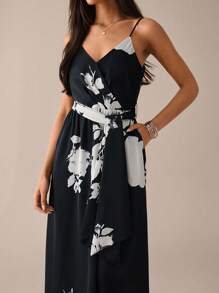 Lilora Vestido largo de tirantes para mujer con estampado floral pequeño, cintura con lazo autoajustable, estilo elegante de fiesta de té de verano, estilo urbano casual y de ocio - Azul Marino - Ver 5