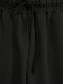 RueChic Set de 2 piezas de camiseta casual de manga corta con cuello redondo y estampado de letras, y shorts con cordón en la cintura para hombres