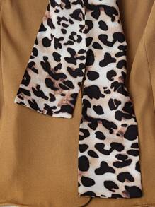 SHEIN Clasi Damen Leicht taillierte Jacke mit Leopard Muster-Muster und Kurzarm - Verschiedenfarbig - Übersicht 4