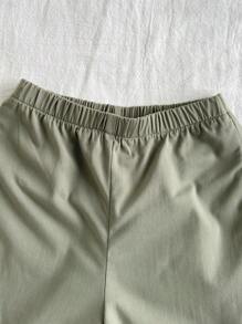 Cozy Pixies 2 件套婴儿男孩卡车图案针织柔软圆领短袖上衣和纯色松紧腰短裤 - 綠色 - 查看 7
