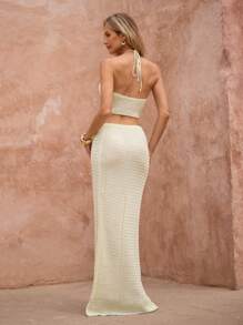 SHEIN Clasi Bộ 2 món cho nữ - Áo len cổ yếm cắt cúp đính hoa 3D và chân váy midi dệt kim - Màu be - Xem 2