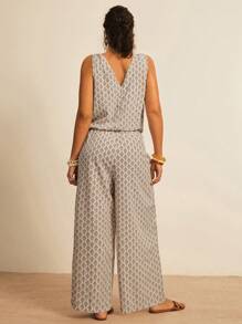 Freevana Bộ đồ liền thân ống rộng không tay in họa tiết khắp người cỡ lớn dành cho nữ - Nhiều màu - Xem 2