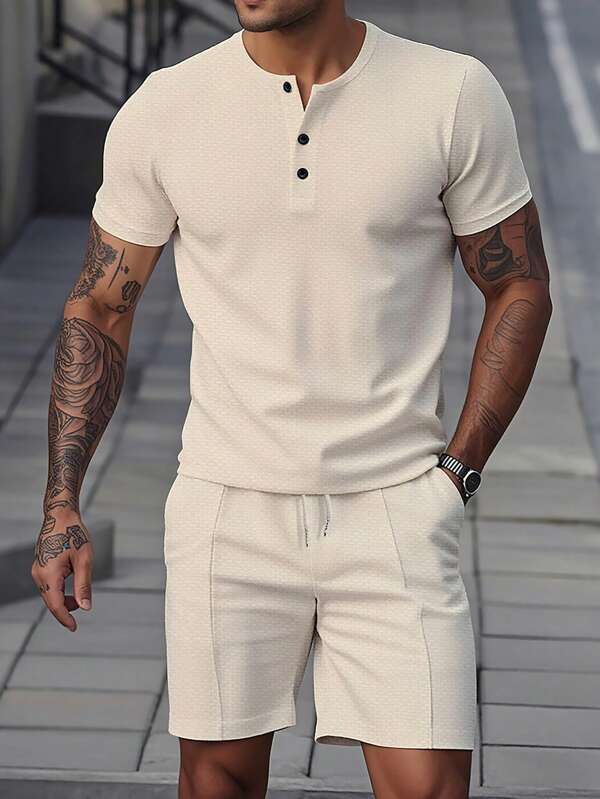 Manfinity Homme Set casual bărbătesc cu tricou și pantaloni scurți, culoare solidă, vară