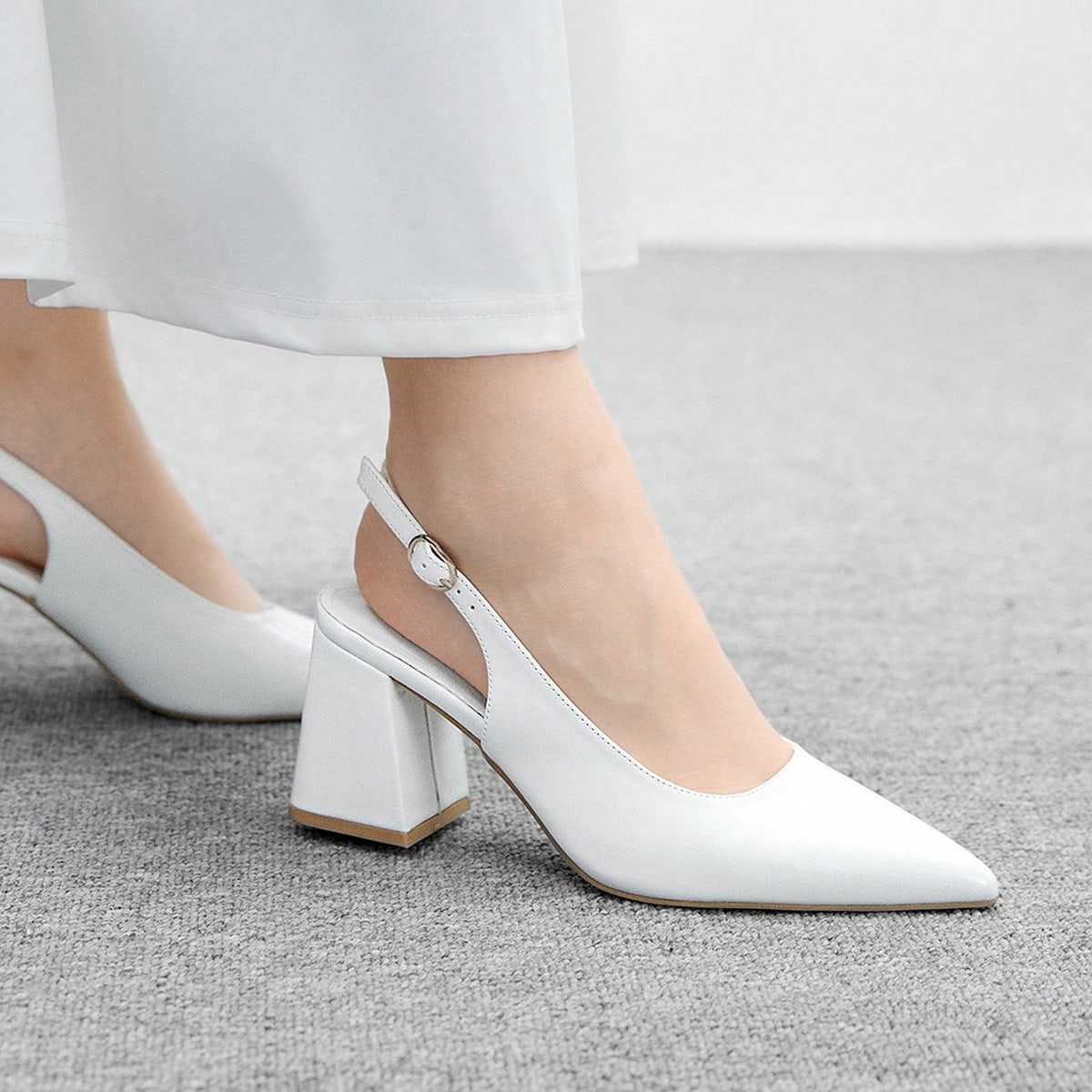 Zapatos de tacón medio grueso de charol blanco para mujer, diseño minimalista clásico para ir al trabajo, citas, fiestas, vacaciones y bodas