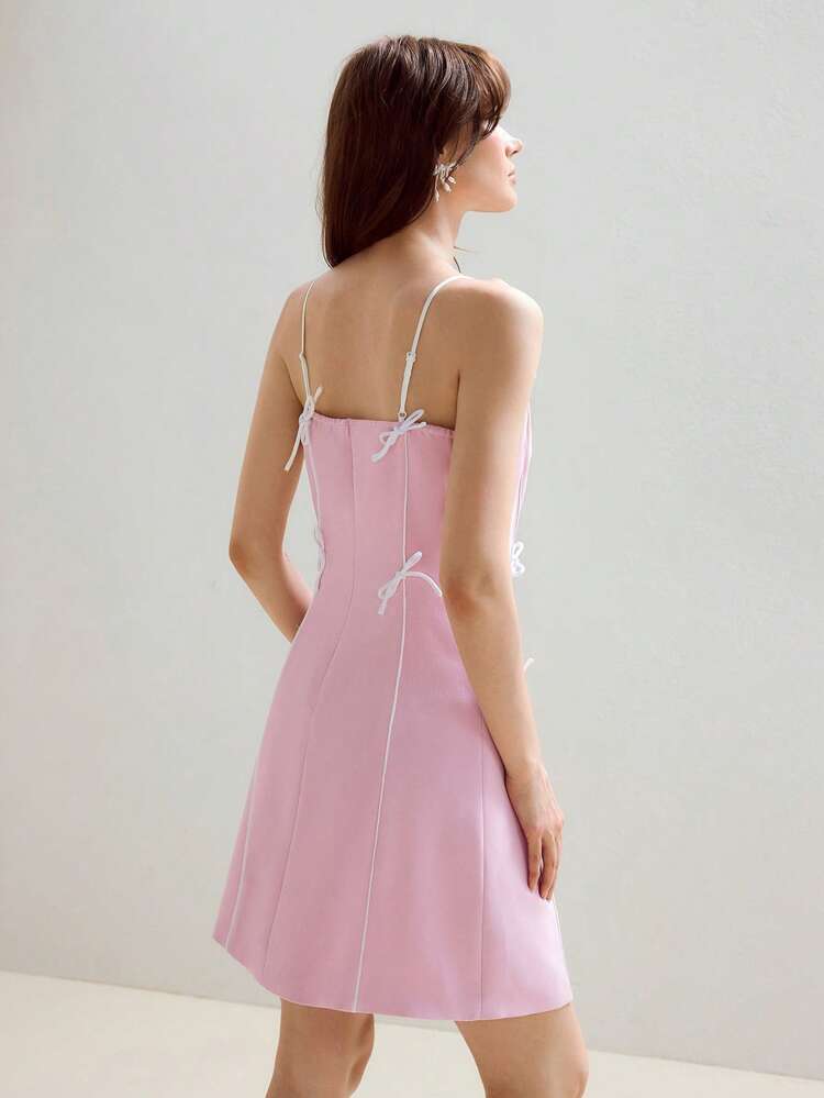 CONTRAST PIPING BOW DETAIL SLIP DRESS