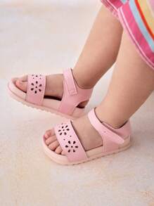 Cozy Pixies 1 双可爱幼儿女孩钩环镂空公主风格休闲时尚百搭软底平底凉鞋，夏季 - 粉色 - 查看 2