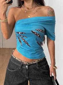 StreetHx Multi-Way Wrap Around Graffiti Print Versatile Peasant Shoulder Shirt, Unique Crop Top For Women - Multicolor - View 3