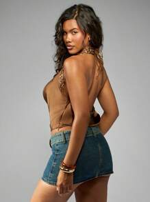 MISSGUIDED Bluzka z dekoltem typu halter, na letni festiwal, z odkrytymi plecami, na imprezę klubową, do tańca, na wieczorne wyjście, z regulowanym paskiem i metalicznym wykończeniem - Brązowy - Zobacz 2