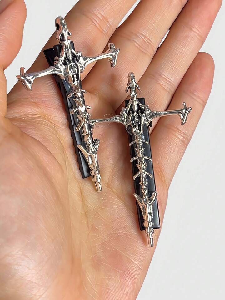 Y2K パンク ヘアピン スカル Our Goth Punk Skull & Cross Y2K Style Hair Clip Bangs Hairpin is