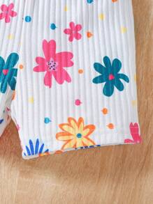 SHEIN 年輕女孩花卉印花菱格紋圓領短袖上衣和短褲夏季套裝 - 白色 - 查看 6