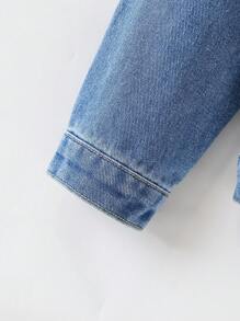 Sparklyn Denimly Girls 时尚、舒适、百搭的户外学院风夹克，带有刺绣星星、花朵、彩虹和独角兽图案，翻领，长袖水洗牛仔外套 - 中等水洗藍 - 查看 7