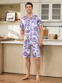 Conjunto de pijama elegante de satén con estampado floral para hombres