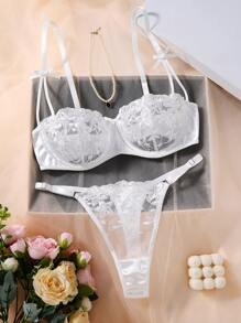 2件套紫色浪漫花卉刺绣女式套装 - 白色 - 查看 1