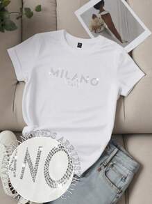 SHEIN CURVE+ Camiseta de mujer de talla grande de manga corta con estampado de la frase "MILANO ITALY" y gráficos, top casual para mujer