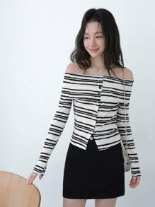 K-Vae 女装夏季黑白夏季薄款上衣毕业T恤休闲紧身弹力长袖单肩上衣 - 黑與白 - 查看 5