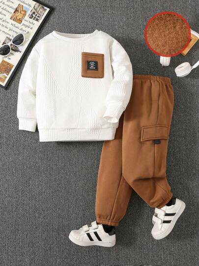 SHEIN 2 件套儿童男孩休闲可爱拼色拼布圆领长袖运动衫和松紧腰裤针织套装，适合学校、花园、海滩、生日、春夏秋冬，羊毛加厚