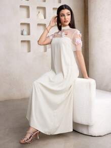 Al Najma 女式 3D 花朵装饰网眼拼布短袖阿拉伯风格连衣裙 - 杏色 - 查看 5
