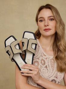 MOTF PREMIUM 女士方头镂空平底凉鞋