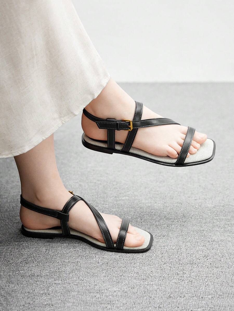 CUCCOO BIZCHIC Sandal Datar Kasual Dasar Bertali Hitam untuk Wanita - Hitam - View 1