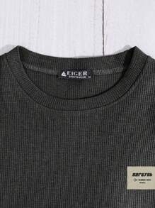 RueChic Ensemble t-shirt à manches courtes et short 100% coton pour hommes, avec détail de piqué et carreaux classiques
