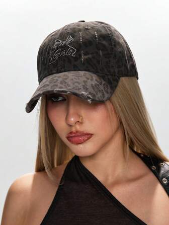 Kawaii 1 pieza Gorra de béisbol de mujer con estampado de leopardo, moño y rhinestones