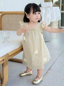 DAZY Đầm dự tiệc sinh nhật dài ngang gối cổ vuông, viền bèo nhún, chất liệu lưới, thích hợp cho bé gái. - Màu xanh Bạc hà - Xem 7