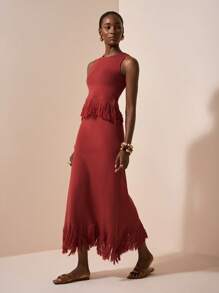 Zivah 2025 春夏新款音乐节、复活节、圣帕特里克节、西部风、游牧风、生日派对、毕业季、学院风、学生装、日常休闲、基础百搭、休闲、邮轮旅行、海滩、日光浴、热门单品、街头风、婚礼宾客装束 - 白色针织无袖流苏拼布毛衣上衣 & 中长款流苏拼布针织鱼尾裙两件套 - 玫瑰紅 - 查看 4