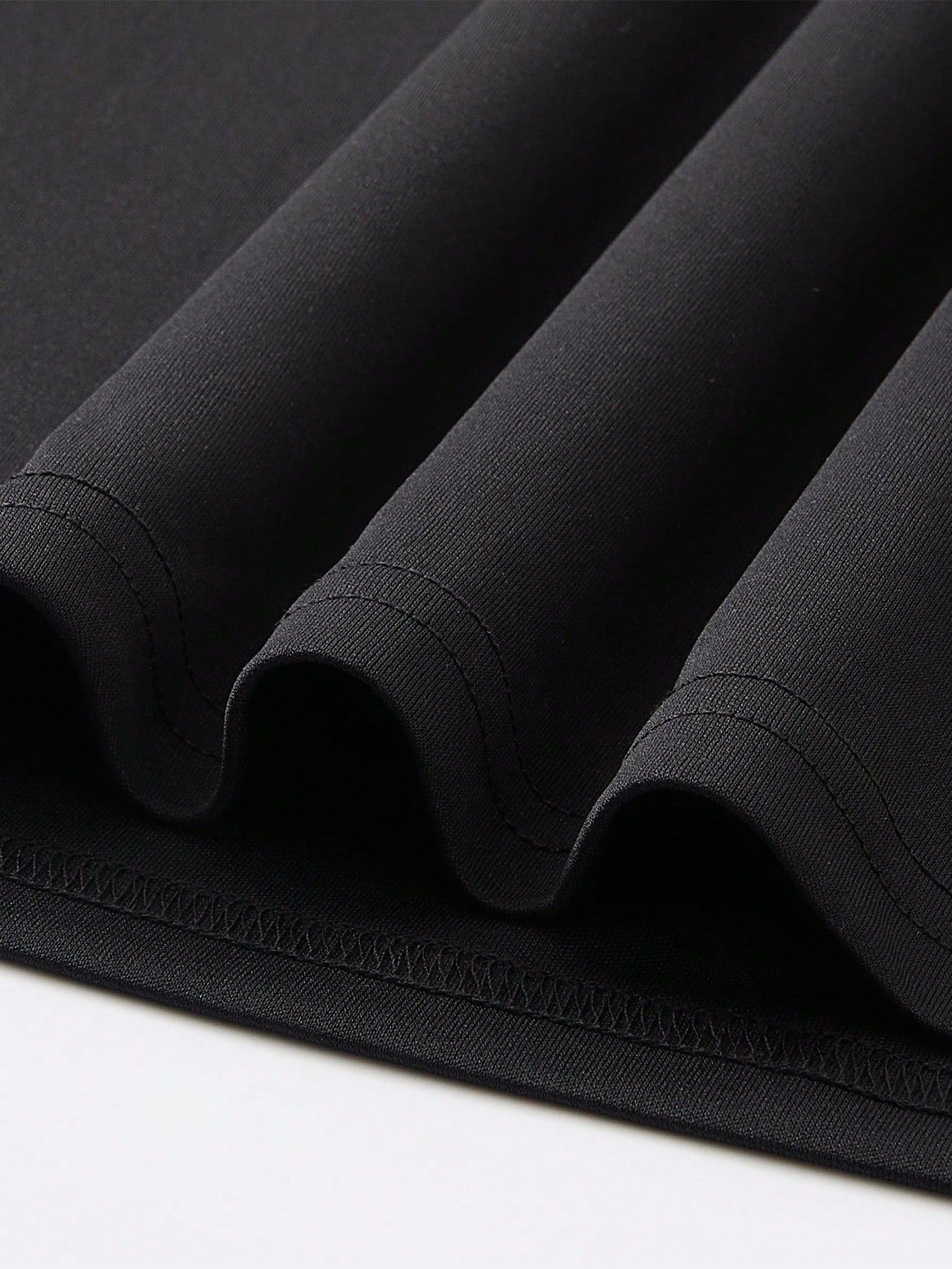 Manfinity Homme مجموعة تيشيرت كاجوال وشورت مطبوعة...