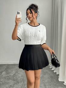 Celure Simple & Fashionable Embroidered Plus Size Knit Sweater