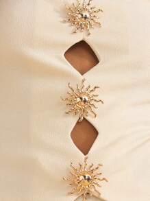 Nöista بوستييه بنمط السيلويت مصنوع من نسيج مضلع ذو فتحة رقبة بلا أكتاف مزين بتطريزات زخرفية؛ قماش خفيف وقابل للتنفس؛ مثالي للنساء في الشاطئ وأجواء الاحتفالات الكاجوال؛ ضروري صيفي متعدد الاستخدامات. - أبيض - مشاهدة 3