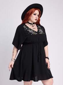 ROMWE Spring/Summer Carnival Party Casual Black Gothic Hippie Vacation Style Black Star & Moon Plant Snake Print Embroidered Plus Size Dress - Black - View 5