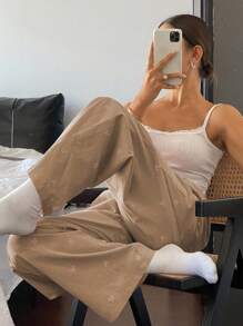 DAZY 可爱蝴蝶结印花全身宽松睡裤，秋季睡衣 - 卡其色 - 查看 3