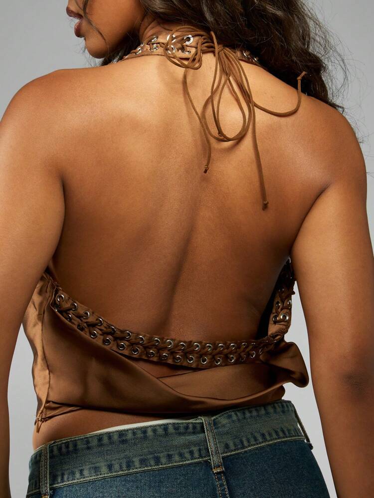 MISSGUIDED Top con collo a imbuto, canotta estiva da festival, top da ballo senza schienale per festa in discoteca, con spalline regolabili e dettagli metallici