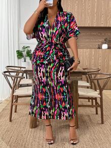 SHEIN Clasi 大码女式全身印花V领蝙蝠袖鱼尾下摆连衣裙 - 黑色 - 查看 1