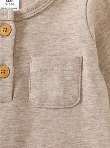 SHEIN 两件套新生儿男女通用长袖连体衣和纯色短裤套装，柔软舒适，是送礼佳品，也是宝宝必备单品，适合所有季节，可户外活动穿着。中性婴儿服装，男女通用新生儿婴儿套装，纯棉婴儿服装，新生儿中性套装，适合秋冬季穿着。 - 彩色 - 查看 7