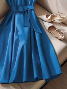 Franclia 休闲优雅前中开衩珍珠纽扣系带腰高腰褶皱大摆中长连衣裙，全新夏季设计，杏色 - 水鴨藍 - 查看 3