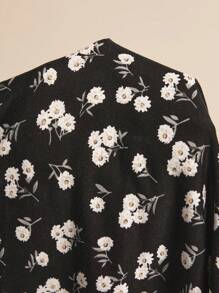 SHEIN VCAY Robe d'été bohème avec imprimé floral Ditsy, buste froncé, nœud devant et manches bouffantes